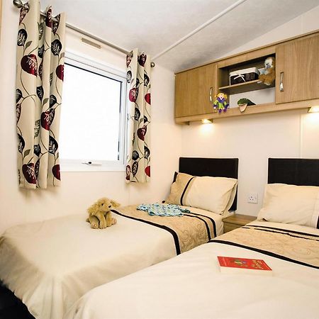 Lakeside Holiday Park Hotel Burnham-on-Sea Екстериор снимка