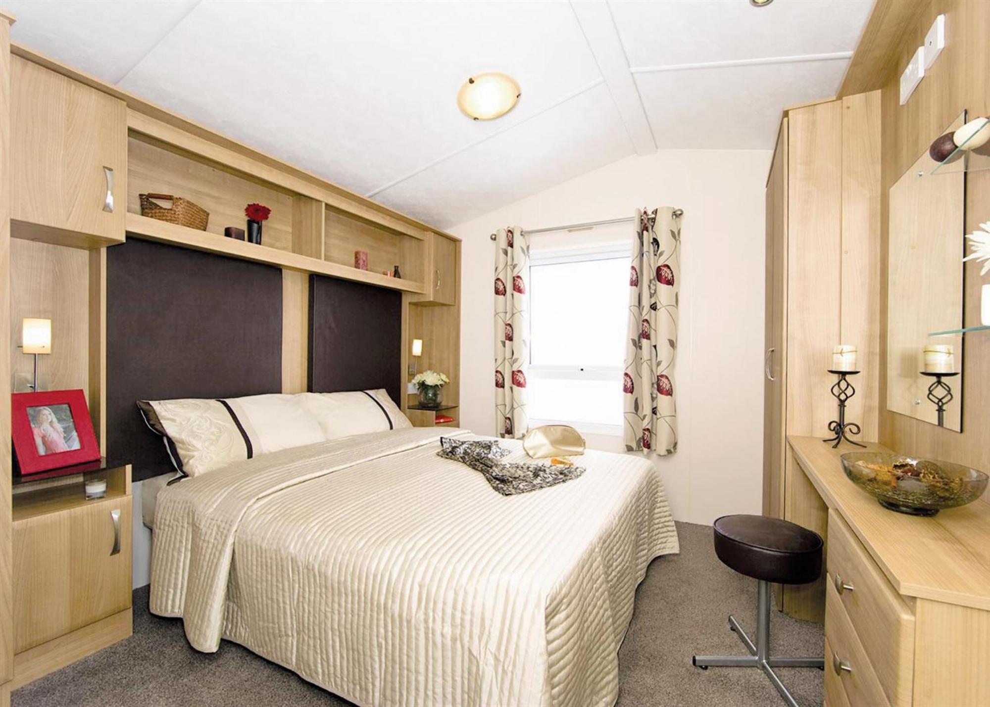 Lakeside Holiday Park Hotel Burnham-on-Sea Екстериор снимка