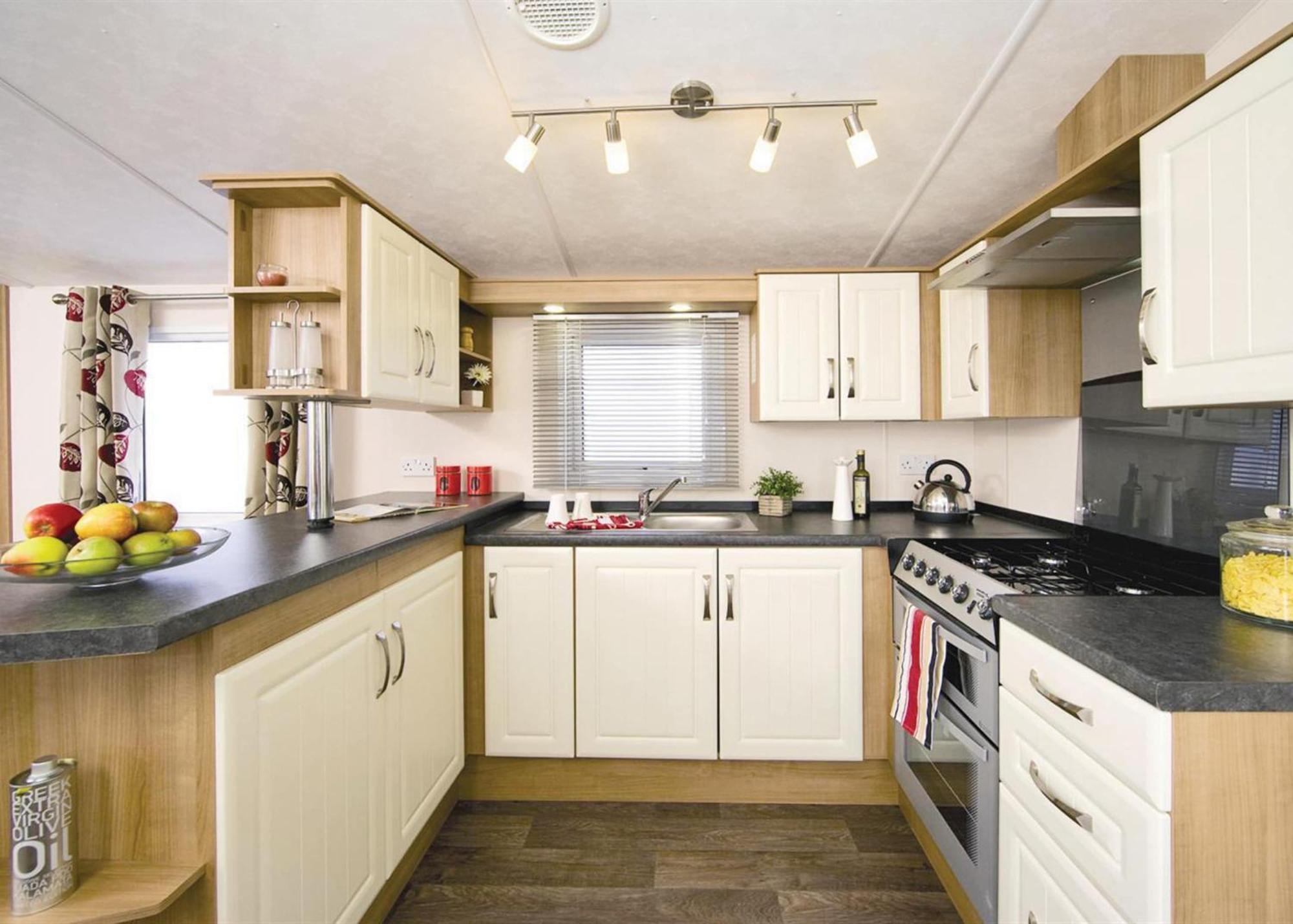 Lakeside Holiday Park Hotel Burnham-on-Sea Екстериор снимка